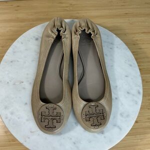 Tory Burch Size 10 Minnie Flat Smooth Leather Goan Sand Beige Nude Neutral